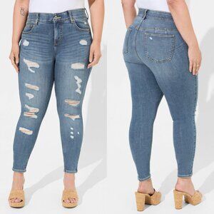 Torrid Bombshell Skinny Premium Stretch High-Rise Destructed Jean 24